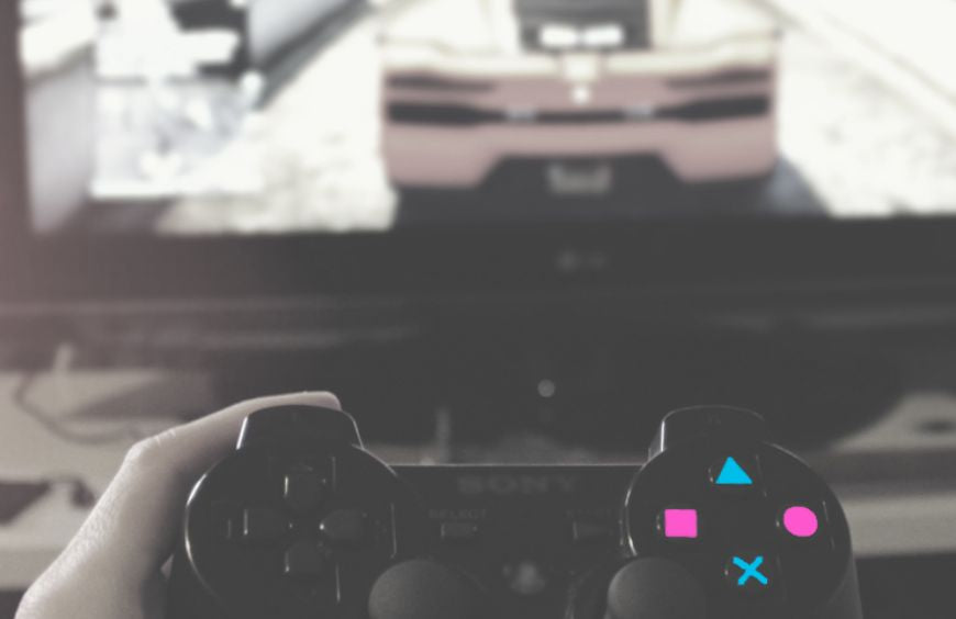 Jogos de vídeo: como é que os jogadores melhoram o seu desempenho graças ao CBD?